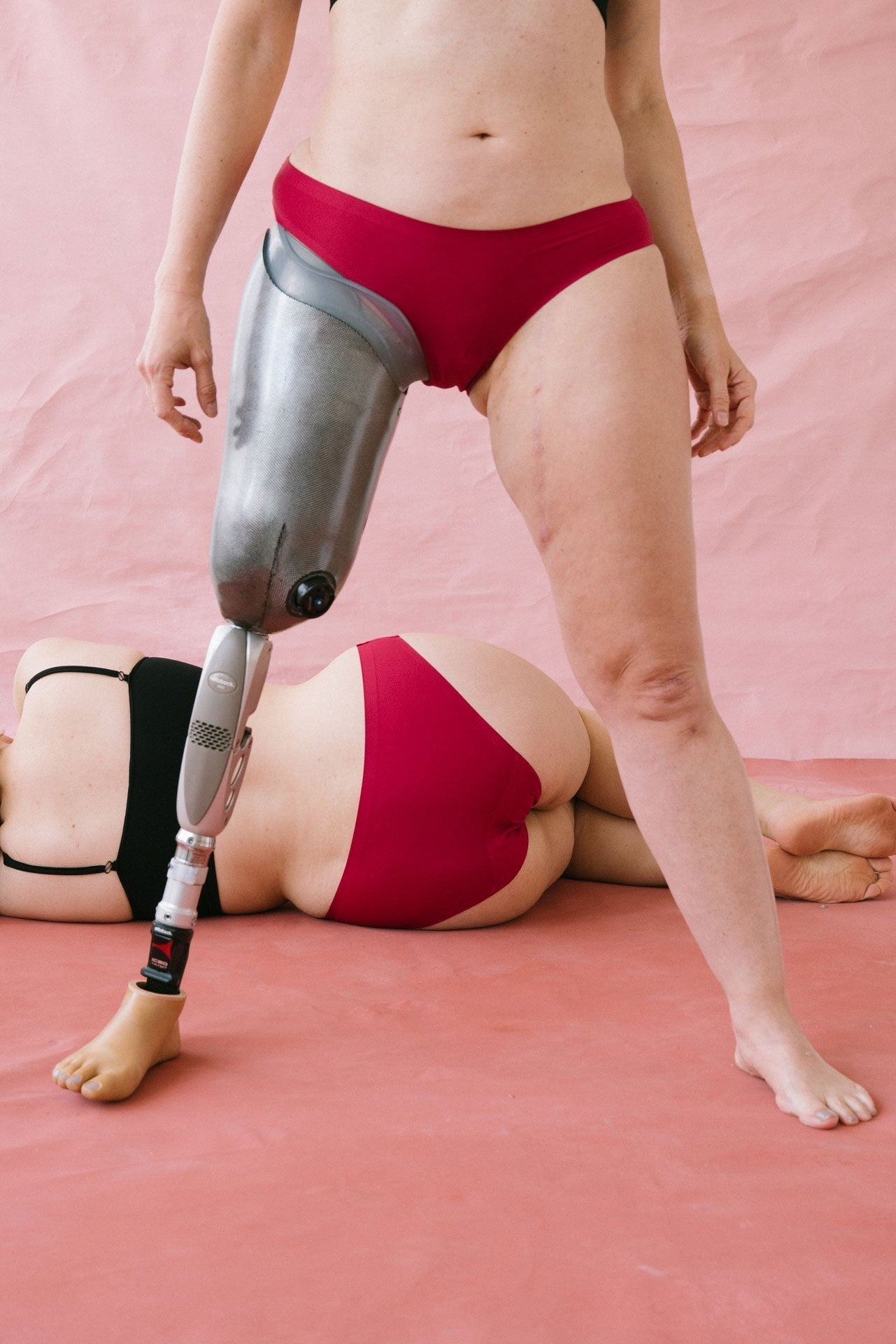 Red seamless low waist