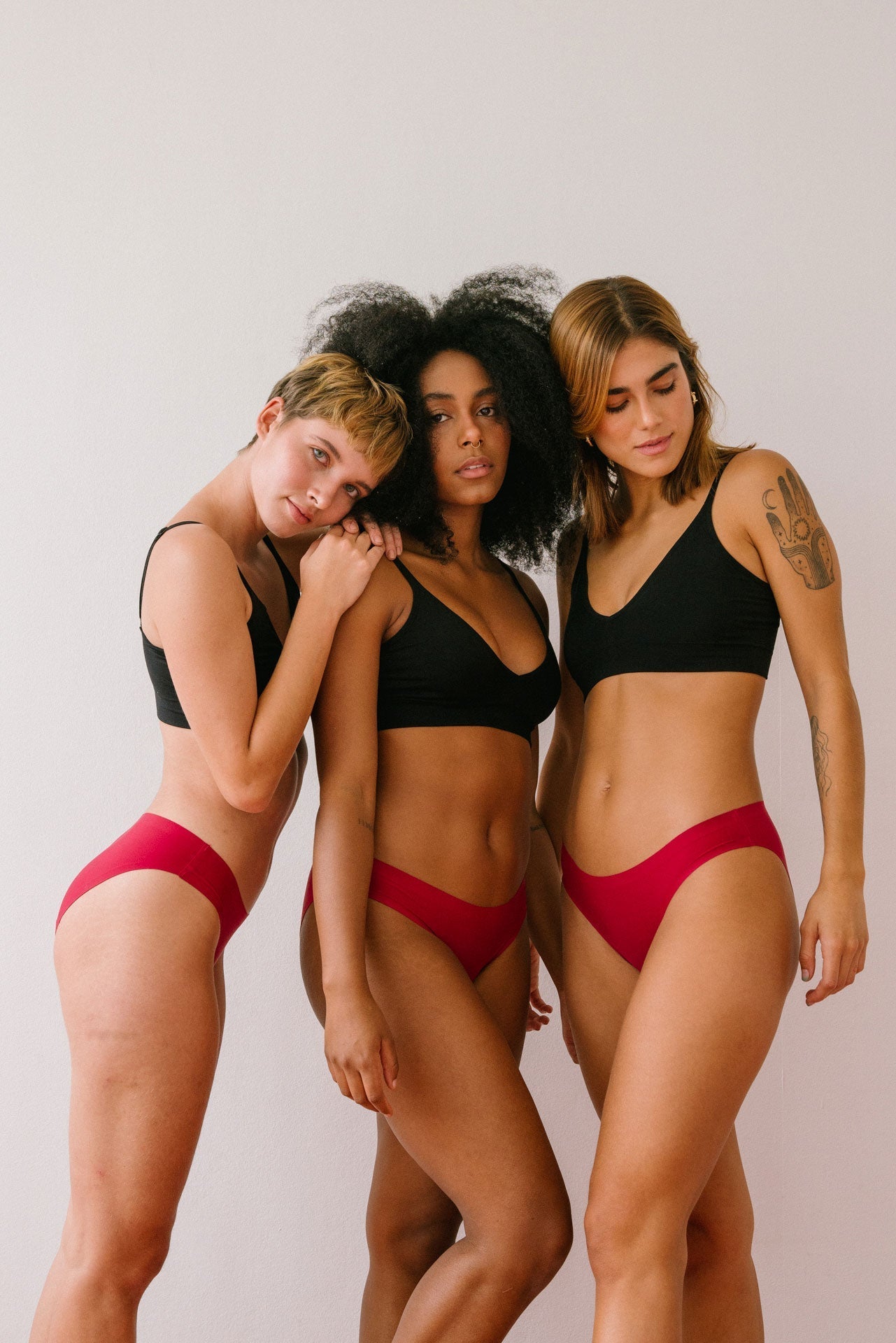 Red seamless low waist