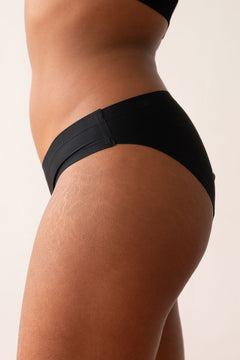 Black seamless low waisted