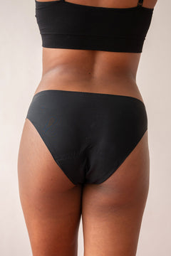 Black seamless low waisted